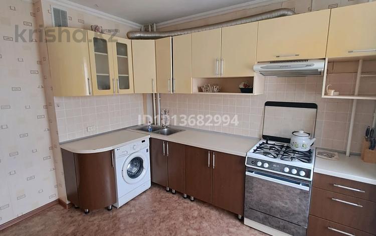 3-комнатная квартира · 66.8 м² · 5/9 этаж, мкр Жилгородок, М.Тынышбаева 49 за 21.5 млн ₸ в Актобе — фото 2