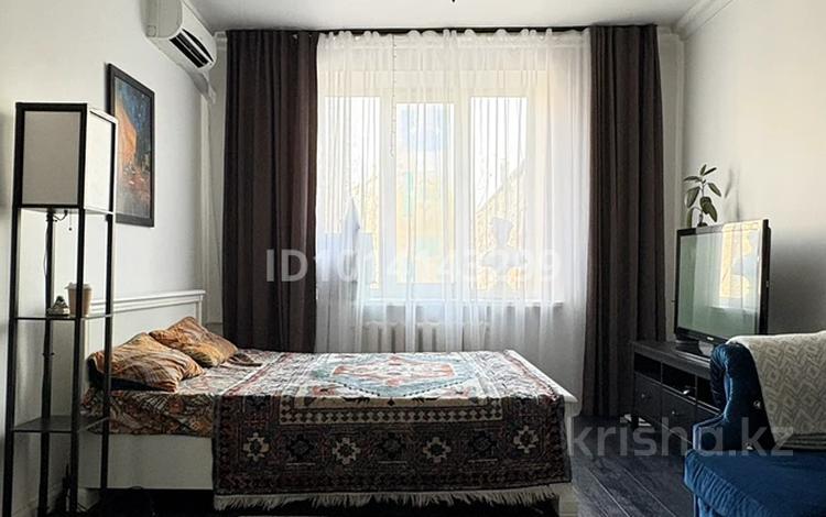 1-комнатная квартира · 34 м² · 4/4 этаж, Абылай хана 46 за 350 000 ₸ в Алматы, Алмалинский р-н — фото 2