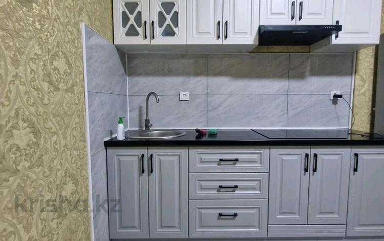 2-комнатная квартира · 42 м² · 1/5 этаж, мкр Айнабулак-3 90 за 30 млн 〒 в Алматы, Жетысуский р-н — фото 2