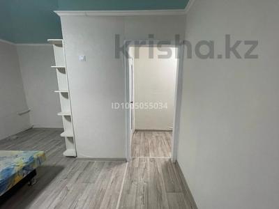 1-комнатная квартира · 30 м² · 4/5 этаж, Майкудук, 12й микрорайон 1 — Парке имени 50-летия Казахстана за 7.2 млн 〒 в Караганде, Алихана Бокейханова р-н