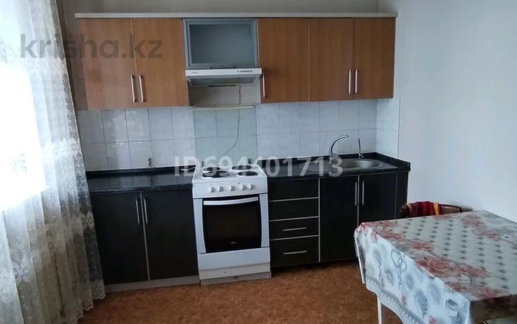 2-комнатная квартира, 45 м², 6/10 этаж помесячно, Тархана 9