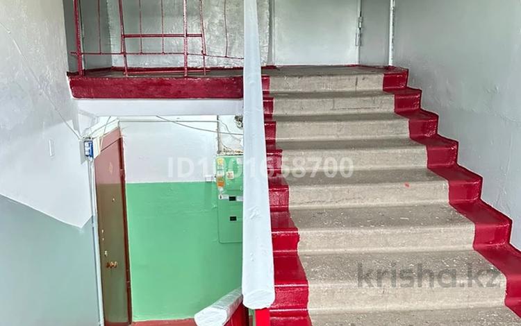 1-комнатная квартира · 31 м² · 5/5 этаж, Майкудук, 16й микрорайон 26 за 7.5 млн ₸ в Караганде, Алихана Бокейханова р-н — фото 2
