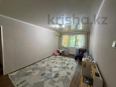 3-бөлмелі пәтер · 60 м² · 2/5 қабат, 11-й микрорайон, 11-й микрорайон — АЛАТАУ базар, бағасы: 19.5 млн ₸ в Шымкенте, Енбекшинский р-н