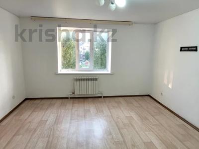 1-комнатная квартира · 44.6 м² · 2/3 этаж, жилой массив Есет Батыр за 12 млн ₸ в Актобе