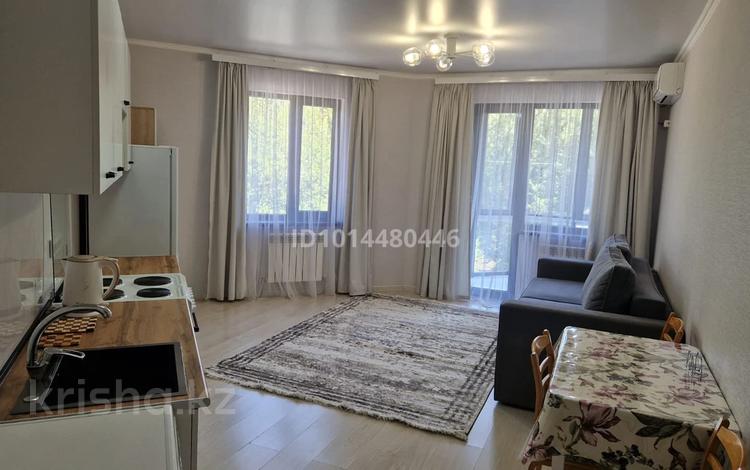 1-комнатная квартира · 32 м² · 3/10 этаж, Тянь-Шанская 9Г за 250 000 ₸ в Алматы, Медеуский р-н — фото 2