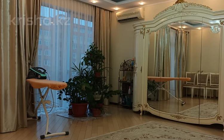 3-комнатная квартира · 120 м² · 10/13 этаж, Аль-Фараби за 95 млн ₸ в Алматы, Бостандыкский р-н — фото 2