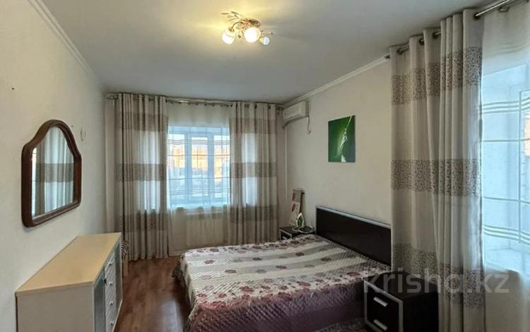 2-комнатная квартира · 92 м² · 4/6 этаж, мкр 8, санкибай батыра за 29 млн ₸ в Актобе — фото 3