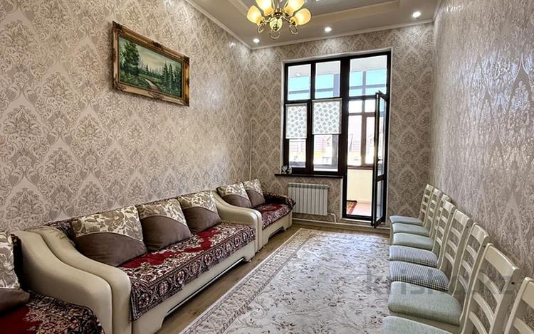 2-бөлмелі пәтер · 94 м² · 4/5 қабат, Дружбы народов 2, бағасы: 36.5 млн ₸ в Усть-Каменогорске — фото 3