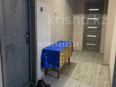 1-бөлмелі пәтер · 42 м² · 2/5 қабат, Республики 39/4 — Албакировскся гимназия, бағасы: 90 000 ₸ в Темиртау