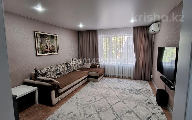 3-бөлмелі пәтер · 63.6 м² · 3/9 қабат, Абая 55, бағасы: 25.5 млн ₸ в Уральске, мкр Школьник — фото 2