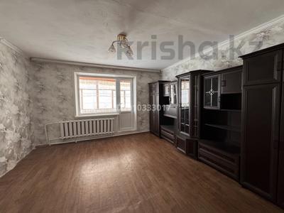 2-комнатная квартира · 54 м² · 9/9 этаж, Майкудук, Мкр Голубые пруды 10 за 15.5 млн ₸ в Караганде, Алихана Бокейханова р-н
