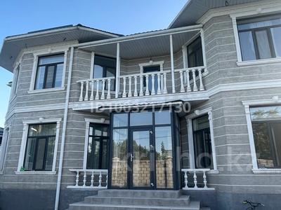 Дом · 7 комнат · 340 м², Панфилова 45 — Комратова-Ташкентская за 100 000 〒 в Таразе