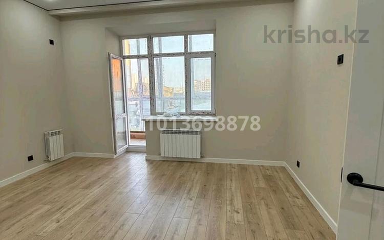 2-бөлмелі пәтер · 80 м² · 1/5 қабат, мкр. Алтын орда 7, бағасы: 36.5 млн ₸ в Актобе — фото 5