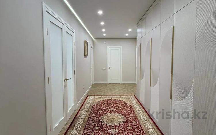 3-бөлмелі пәтер · 130 м² · 4/7 қабат, 41-й мкр 5, бағасы: 64 млн ₸ в Актау — фото 2