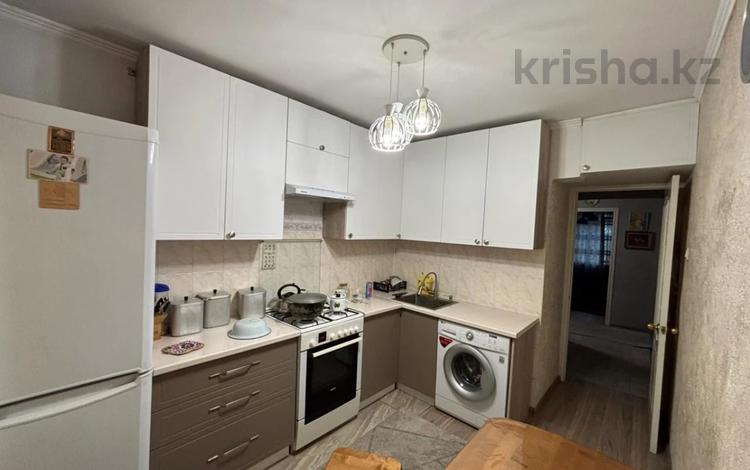 4-комнатная квартира · 74 м² · 2/4 этаж, мкр №11 34 за 51 млн ₸ в Алматы, Ауэзовский р-н — фото 2