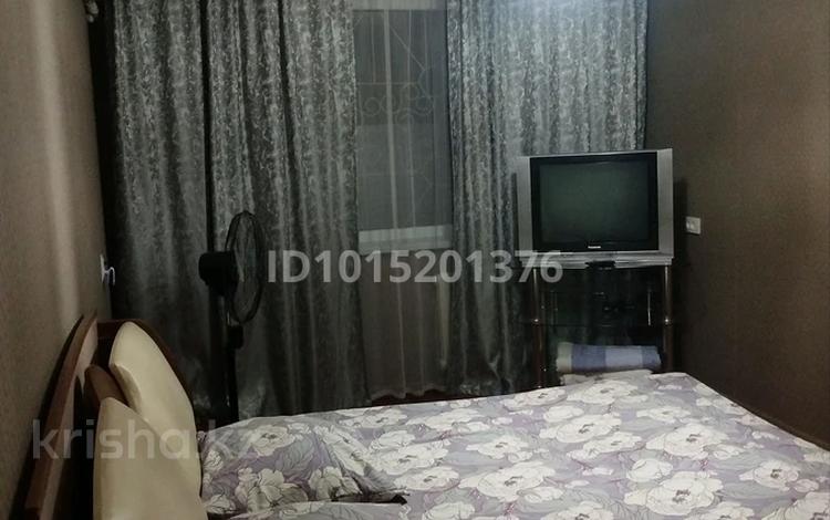1-бөлмелі пәтер · 32 м² · 1/5 қабат, Талас ш/а 19, бағасы: 6 000 ₸ в Таразе, мкр Талас — фото 2