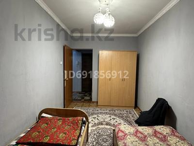 2-комнатная квартира, 45 м², 5/5 этаж помесячно, Туркестанская 2/5 за 130 000 〒 в Шымкенте