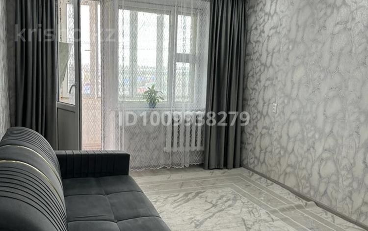 1-бөлмелі пәтер · 34 м² · 8/9 қабат, Қонаев ш/а. 12, бағасы: 13 млн ₸ в Уральске, мкр Кунаева — фото 14