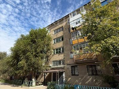 2-комнатная квартира · 38 м² · 5/5 этаж, 8 Марта за 7.3 млн 〒 в Актобе