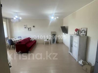2-комнатная квартира · 55 м² · 5/6 этаж, Толстого 127 — Толстого- Мухита за 160 000 〒 в Уральске, мкр Школьник