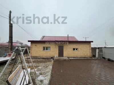 Отдельный дом · 4 комнаты · 100 м² · 10 сот., Иманак 20/1 за 49 млн ₸ в Астане, Алматы р-н
