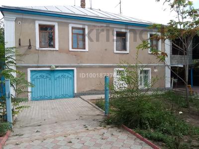 Жеке үй · 7 бөлме · 200 м², Яссави 54 — Ходжанова, бағасы: 35 000 ₸ в Кентау