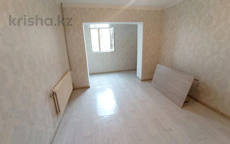2-комнатная квартира, 43 м², 1/5 этаж, аскарова 39а за 16.5 млн 〒 в Шымкенте — фото 2