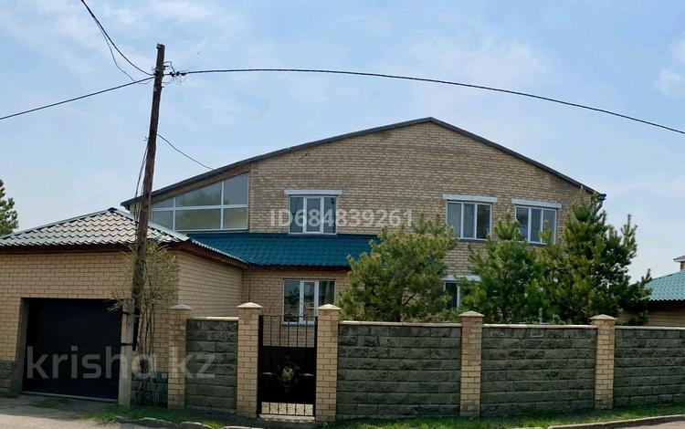 Отдельный дом • 7 комнат • 375 м² • 16 сот., Мичурино Алаколь 35 за 73 млн 〒 в Астане, Алматы р-н — фото 15