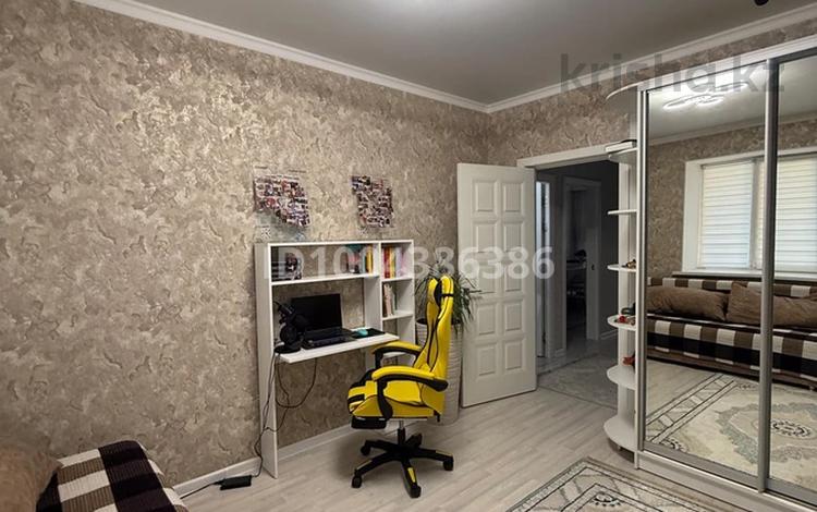 3-бөлмелі пәтер · 69 м² · 7/9 қабат, Болашақ ш/а. 131 — ЖК Еркен, бағасы: 36.5 млн ₸ в Актобе, мкр Болашак — фото 2