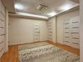 3-бөлмелі пәтер · 135.6 м² · 8/10 қабат, Бактыгерея Кулманова 1а, бағасы: 49 млн ₸ в Атырау — фото 3