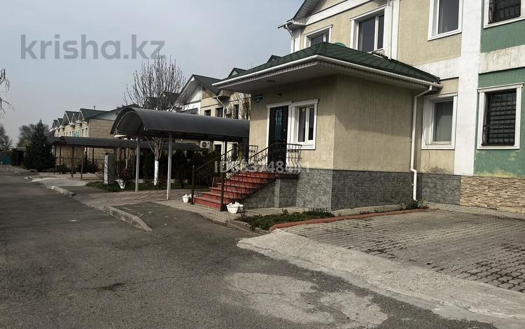 4-бөлмелі пәтер · 158 м², Рыскулбекова 46 — Бесагаш 2, бағасы: 85 млн ₸ — фото 2