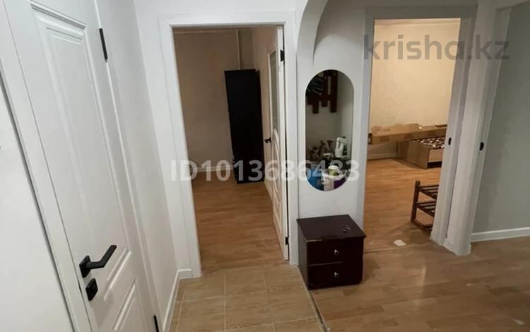 3-бөлмелі пәтер · 80 м² · 1/5 қабат, мкр Орбита-4 33, бағасы: 250 000 ₸ в Алматы, Бостандыкский р-н — фото 2