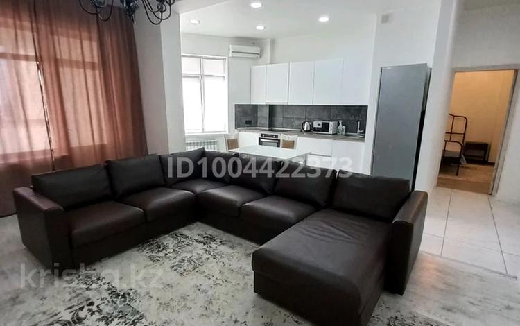 2-бөлмелі пәтер · 70 м² · 12/12 қабат, мкр 11 144/3, бағасы: 250 000 ₸ в Актобе — фото 2