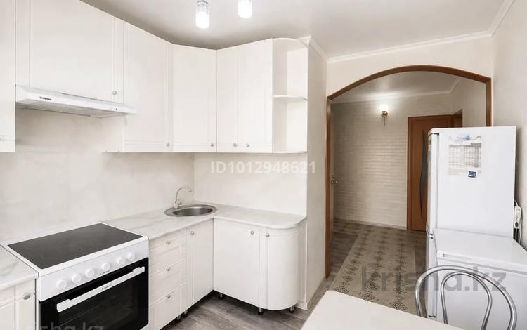 2-бөлмелі пәтер · 54 м² · 7/9 қабат, мкр Юго-Восток, Университетская 29 — КарГу, бағасы: ~ 18 млн ₸ в Караганде, Казыбек би р-н — фото 2