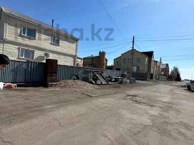 Участок · 10 га, Майкудук, ул. Нурмагамбетова 26А — Остановка, магазины за 14 млн ₸ в Караганде, Алихана Бокейханова р-н
