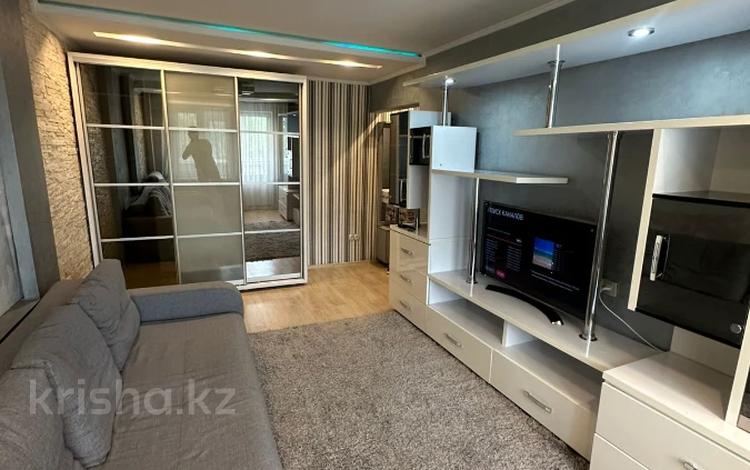1-комнатная квартира · 33 м² · 4/5 этаж, мкр Коктем-1 за 26.5 млн ₸ в Алматы, Бостандыкский р-н — фото 9