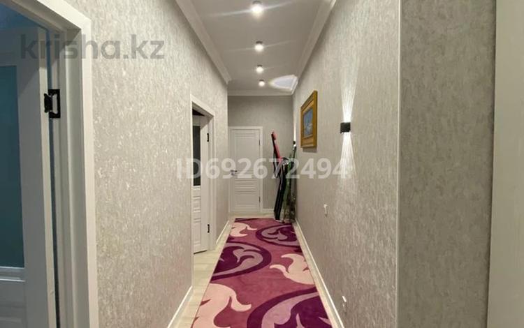 2-комнатная квартира, 67 м², 2/17 этаж, Аль-Фараби 11 за 41 млн 〒 в Астане, Есильский р-н — фото 2