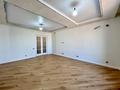 4-комнатная квартира · 140 м² · 11/12 этаж, Жумекен Нажимеденов 28 — Дизайнерский ремонт ! за 96 млн ₸ в Астане, Сарайшык р-н — фото 10