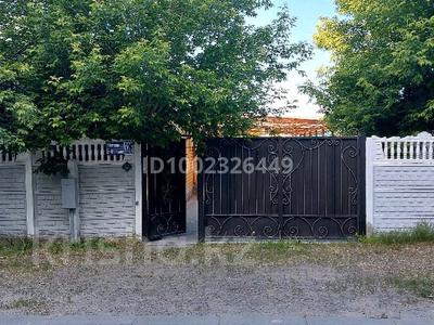 Отдельный дом · 3 комнаты · 98.2 м² · 8.5 сот., Байзакова 326 за 40 млн 〒 в Павлодаре