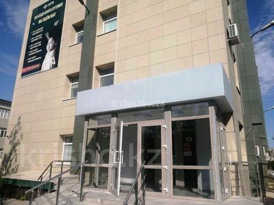 Свободное назначение, офисы, медцентры и аптеки, образование, кабинеты и рабочие места · 970 м² за 4 млн 〒 в Актау, 12-й мкр