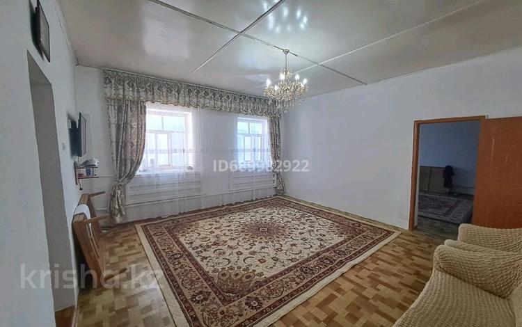 Отдельный дом • 2 комнаты • 90 м² • 3 сот., Жандосова 25/8 — Швейный &quot;ОЗЫК&quot; за 5.5 млн 〒 в  — фото 2