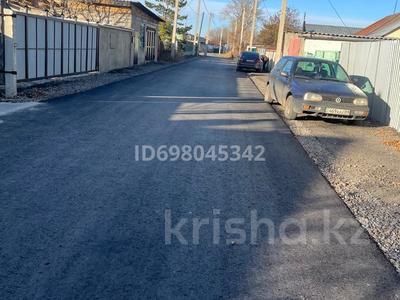Продажа домов и дачи в Карагандинской обл.: Отдельный дом · 5 комнат · 114 м² · 9 сот., Майкудук, Пристанционная 17 за 17.3 млн 〒 Отдельный дом · 5 комнат · 114 м² · 9 сот., Майкудук, Пристанционная 17 за 17.3 млн 〒 в Караганде, Алихана Бокейханова р-н