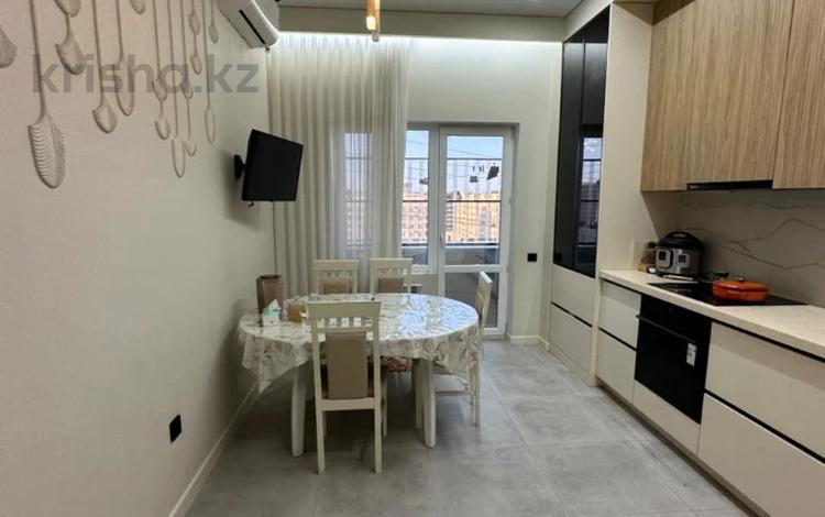 4-бөлмелі пәтер · 130 м² · 10/12 қабат, 17-ш/а. 55, бағасы: 58.5 млн ₸ в Актау, 17-й мкр — фото 2