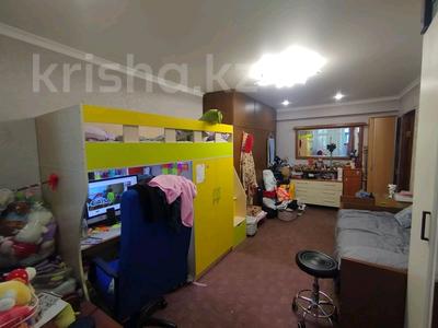 2-комнатная квартира · 41.7 м² · 3/9 этаж, Ермекова 62 за 15 млн ₸ в Караганде, Казыбек би р-н