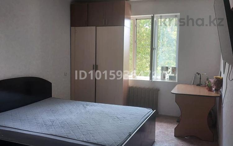 2-бөлмелі пәтер · 56 м² · 5/5 қабат, 16-шағынаудан 6 — Ул.Рыскулова возле кафе “Каусар”, бағасы: 150 000 ₸ в Шымкенте, Аль-Фарабийский р-н — фото 2