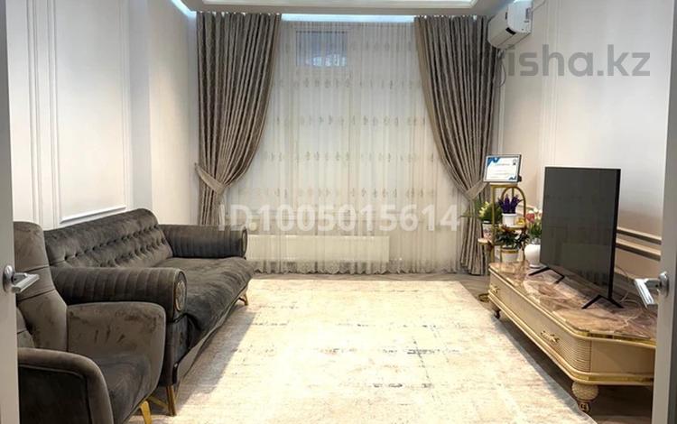 2-комнатная квартира · 70 м² · 3/12 этаж, мкр Центральный, Пр.Тайманова 48 за 60 млн 〒 в Атырау — фото 2