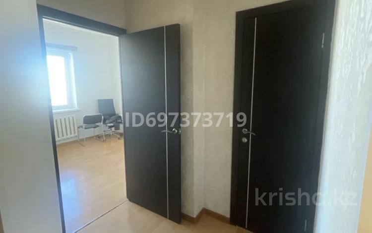 5-бөлмелі пәтер · 112.1 м² · 4/5 қабат, 3а 11а, бағасы: 25 млн ₸ в Атырау, мкр Привокзальный-3А — фото 18