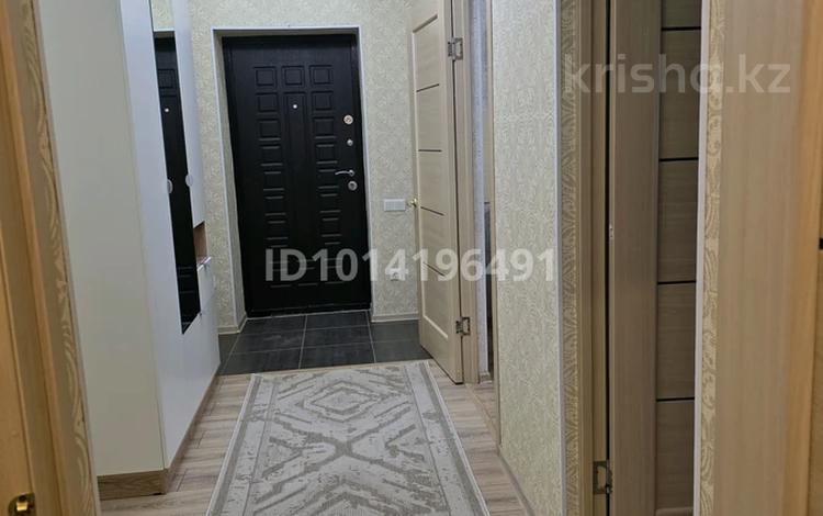 2-комнатная квартира · 72 м² · 3/9 этаж, мкр 5, Тлепбергенова 78 за 220 000 ₸ в Актобе — фото 2