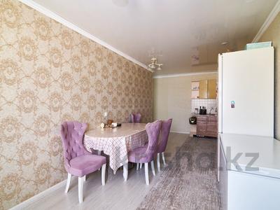 2-бөлмелі пәтер · 70.2 м² · 7/9 қабат, Абылай хана 49/3, бағасы: 34 млн ₸ в Астане, Алматы р-н