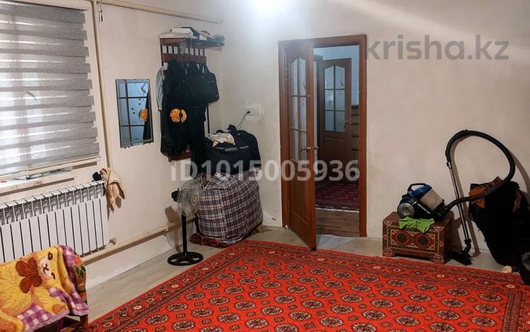 Отдельный дом · 3 комнаты · 90 м² · 12 сот., 27 квартал 110/48 за 9 млн ₸ в  — фото 2